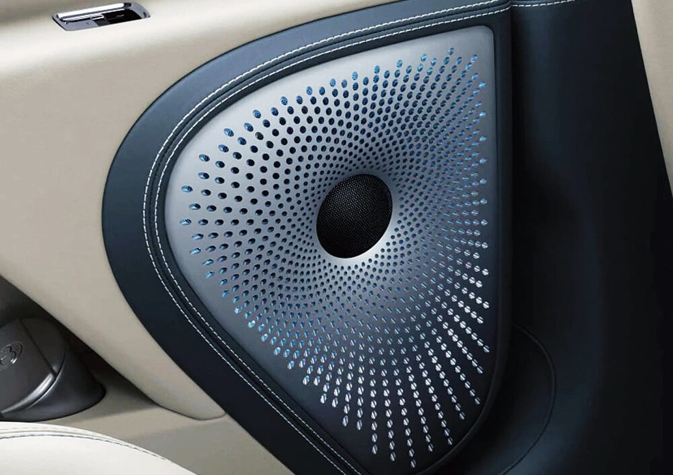 Front view of Bentley Flying Spur – iconic grille and upscale presence