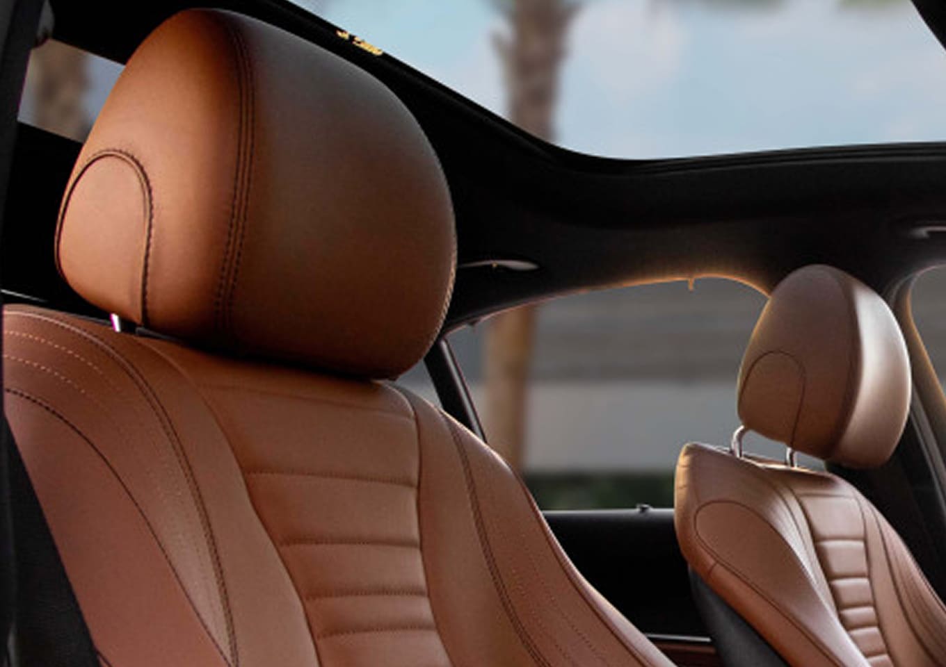 Mercedes E300 luxury sedan – perfect for business and leisure travel