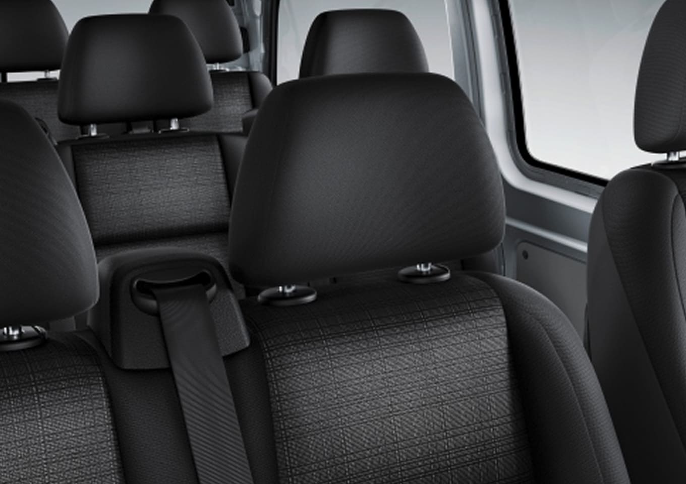 Mercedes Vito front view – practical and spacious passenger van